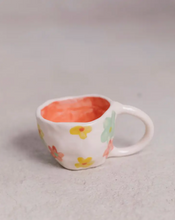 Load image into Gallery viewer, Handmade Ceramic Tea or Coffee Mug / Flower Power
