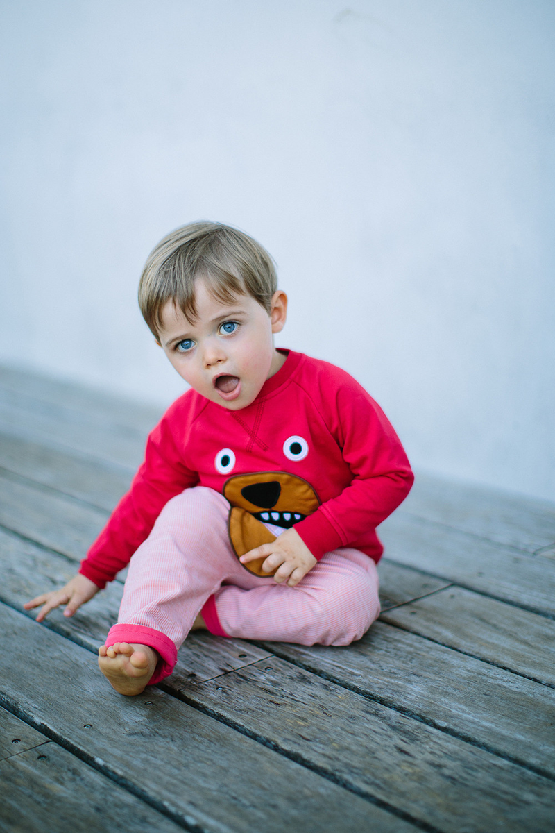 TOOTSA CLASSIC BEAR Baby Unisex Zip Mouth Organic Cotton Sweatshirt/Bright Red